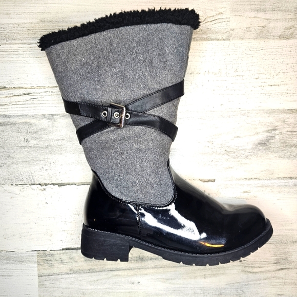 Women's Catherines Black & Gray Boots Side Zipper Mid Calf 8W Fleece Lined - Picture 5 of 11